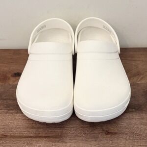 Crocs Specialist II Clogs White Slip Resistant Work Nursing Shoes Women 9 Men 7
